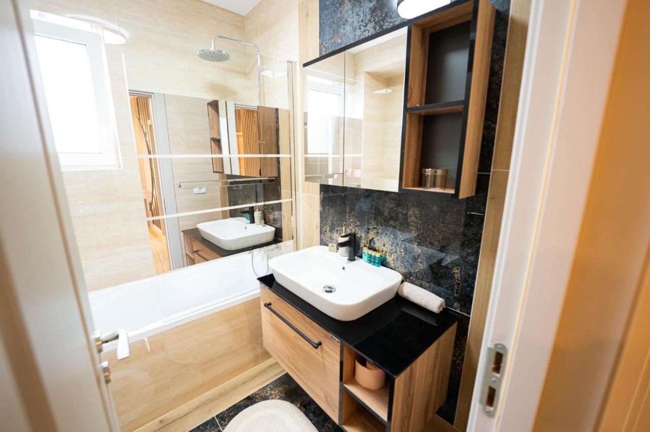 Filadelfia Apartment Suceava Bagian luar foto